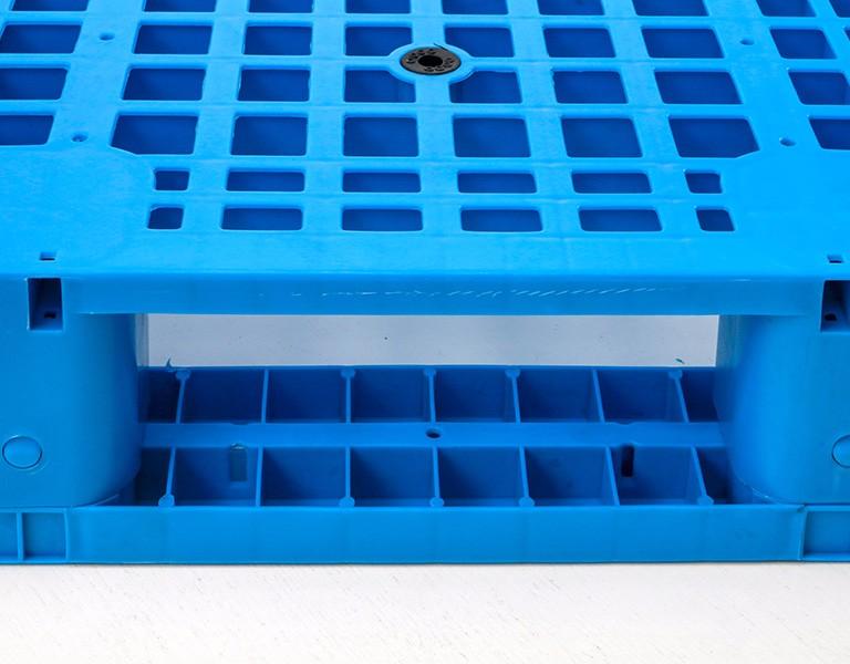 軒盛塑業(yè)1208網(wǎng)格川字塑料托盤-細(xì)節(jié)