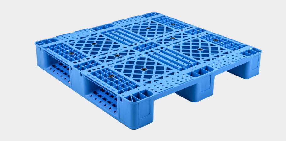 江蘇常州軒盛塑業(yè)1010網(wǎng)格川字塑料倉庫托盤正面